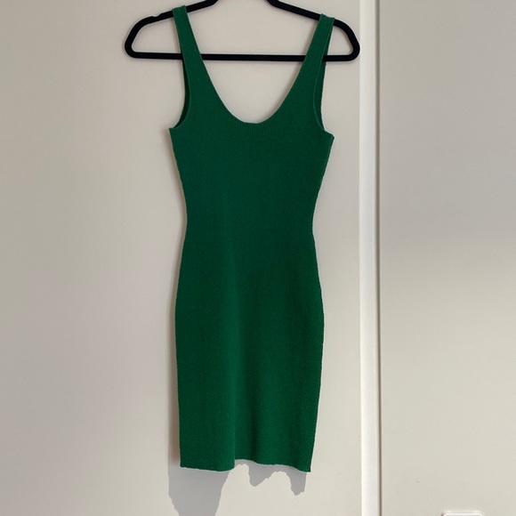 Bec & Bridge Dresses & Skirts - Bec and bridge green knitted mini dress. Size 10, low back, new with tags.